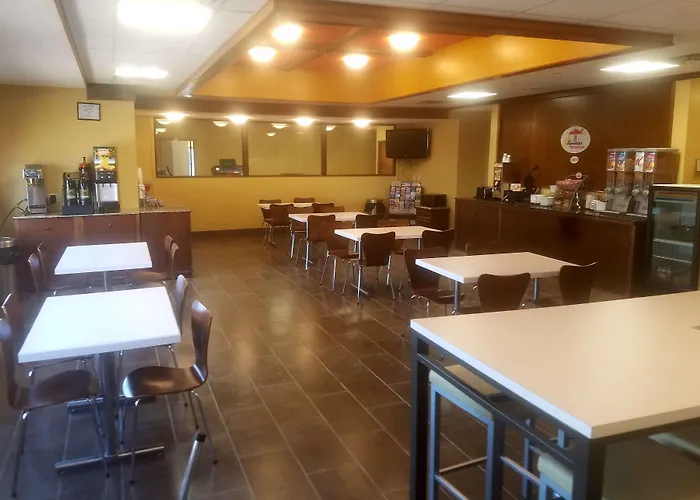 Super 8 By Wyndham Casper East/evansville Lodge