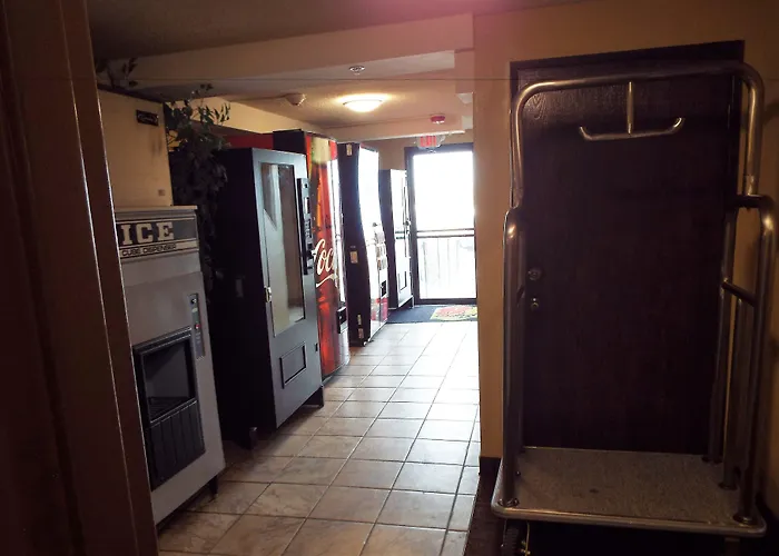 Super 8 By Wyndham Casper East/evansville