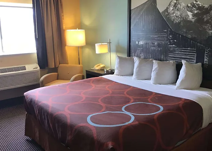 Lodge Super 8 By Wyndham Casper East/evansville *
