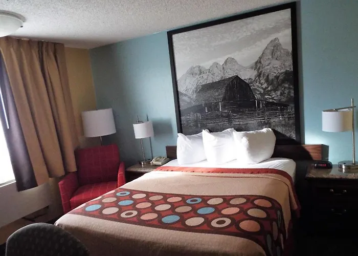 Super 8 By Wyndham Casper East/evansville Lodge